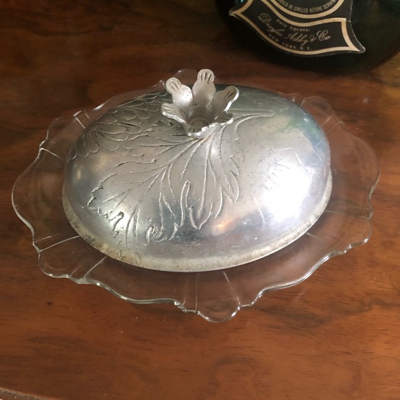 Vintage Covered Butter Dish - Picture 1 of 10